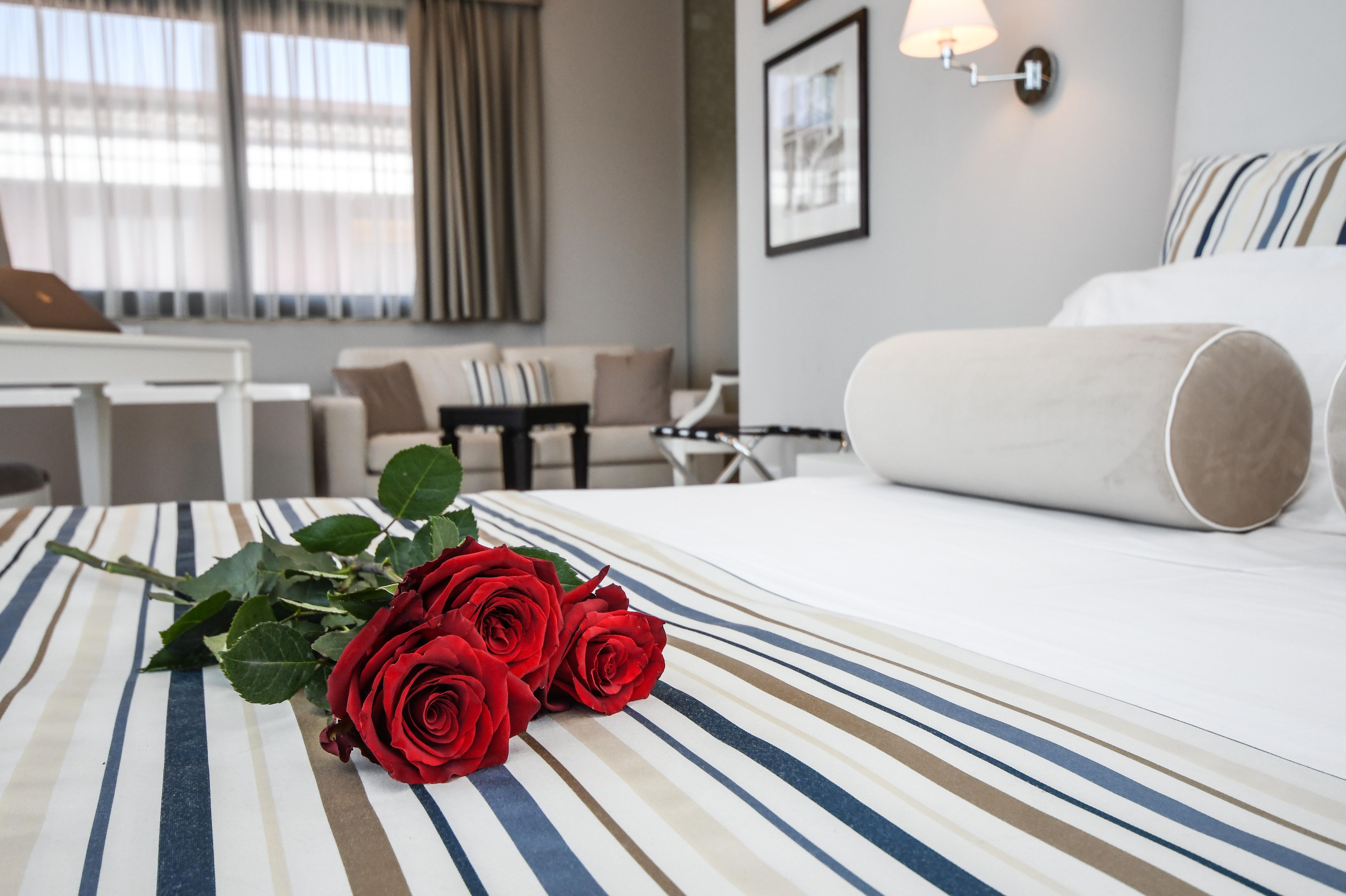 Hotel Oliveto Дезенцано-дель-Гарда Экстерьер фото
